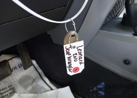 2010 Jeep Wrangler Unlimited Sport z USA, uszkodzony, nr VIN 1J4BA3H16AL230530